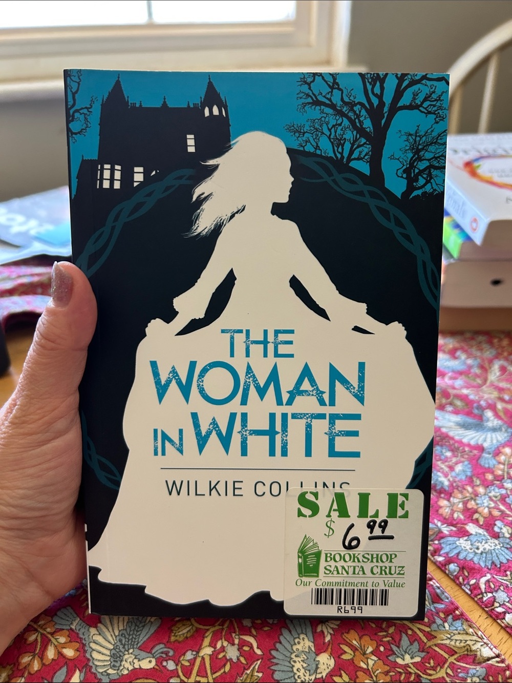 The Woman in White by Wilkie Collins - White & Teal Cover